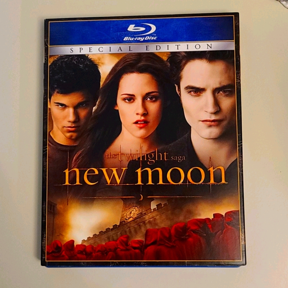 The Twilight Saga New Moon Blue Ray DVD